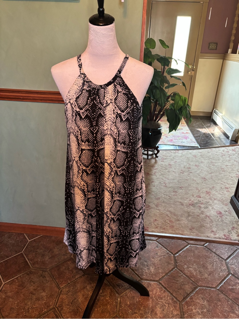 Nicole Miller Black & White Snake Print Halter Dress sz L